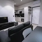 De Luca 6 - Vinto House Collections * Салерно