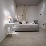 De Luca 6 - Vinto House Collections Салерно