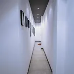 De Luca 6 - Vinto House Collections