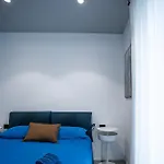 De Luca 6 - Vinto House Collections Апартаменты Салерно